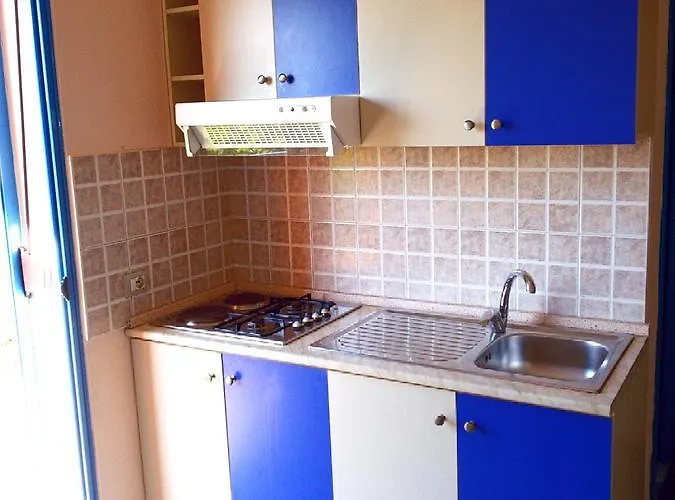 Eleart Golem (Tirana)