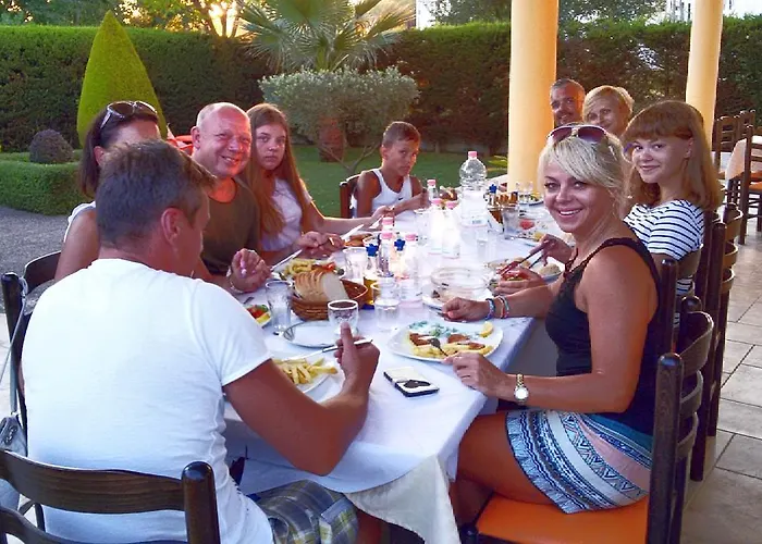 Aparthotel Eleart Golem (Tirana)