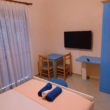 Eleart מלון דירות גולם