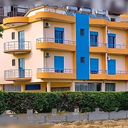 Eleart Aparthotel