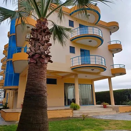 Eleart Aparthotel Golem (Tirana)
