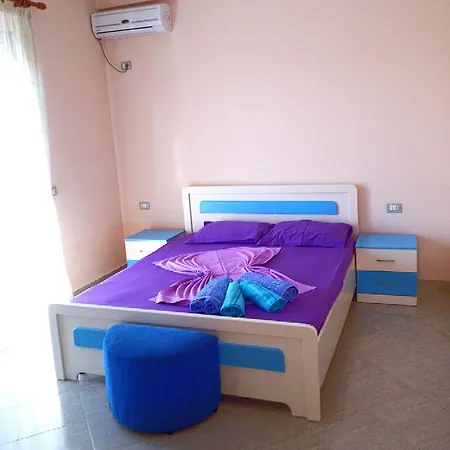 Aparthotel Eleart *