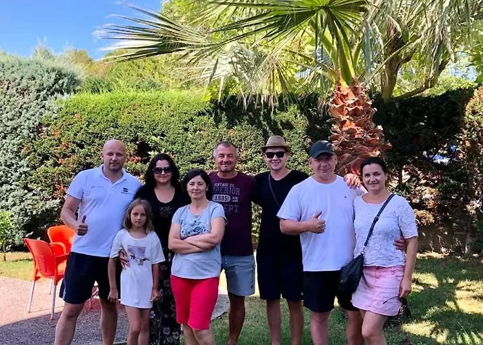 Aparthotel Eleart 3*